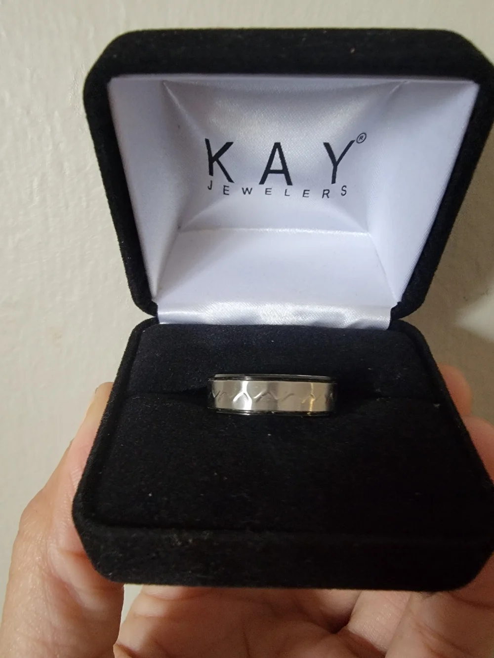Kay Jewelers Men’s Silver Textured Band with Polished Edges